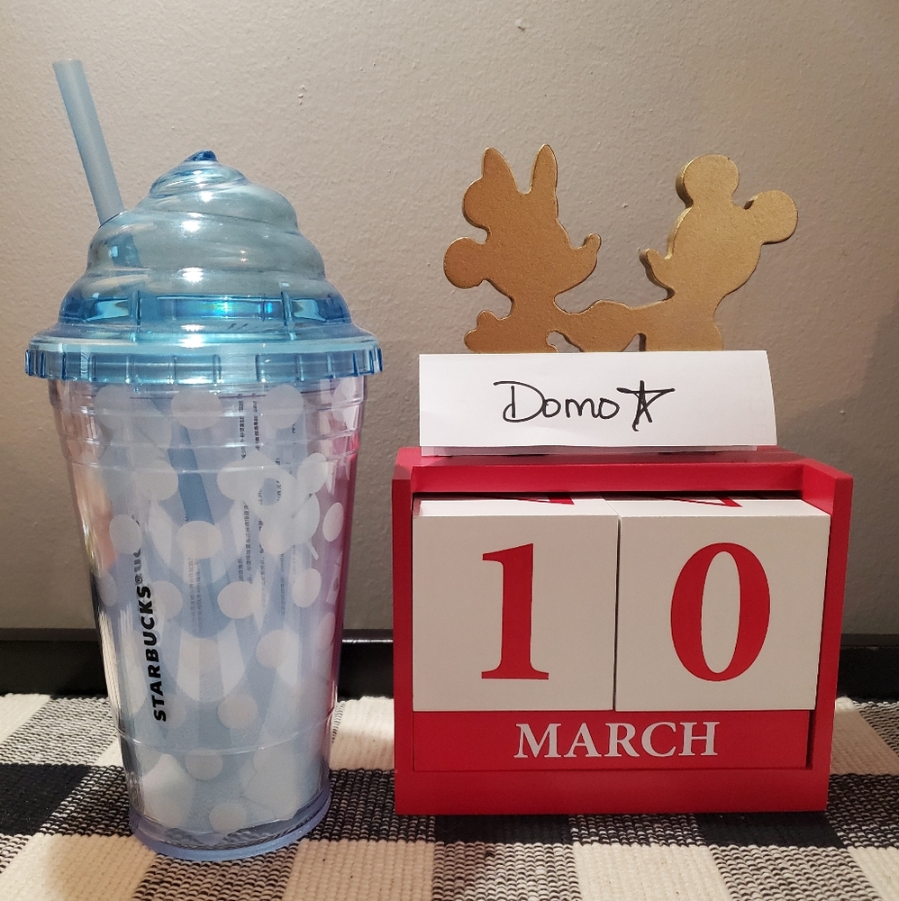 BNWT Overseas Starbucks Whipped Lid Tumbler